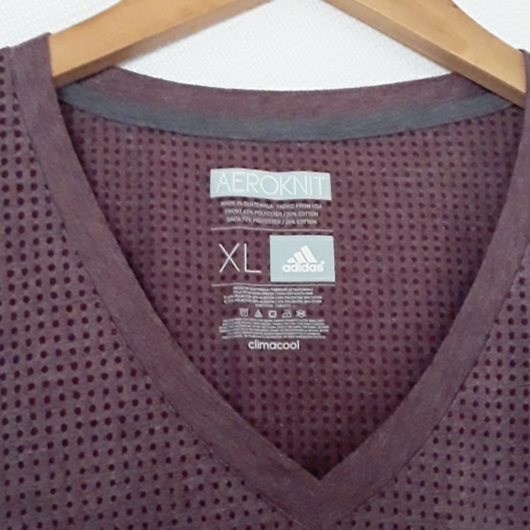 Very Soft Adidas Purple Exercise Workout Top - Picture 2 of 4